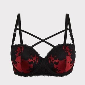 NWOT Torrid Black & Red Lace Push-Up Strapless Bra
